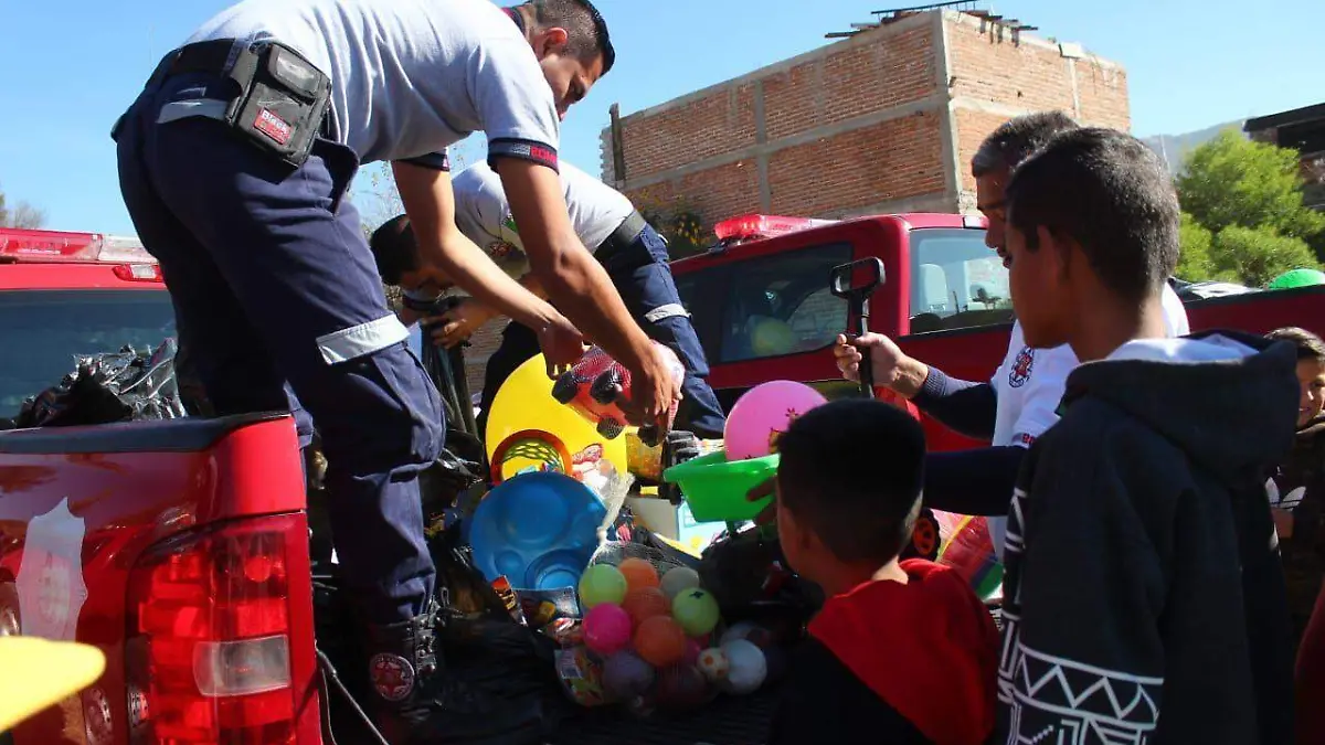 REYES BOMBEROS (4)